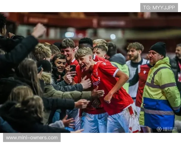 莱昂·麦肯齐回忆1996年足总青年杯半决赛